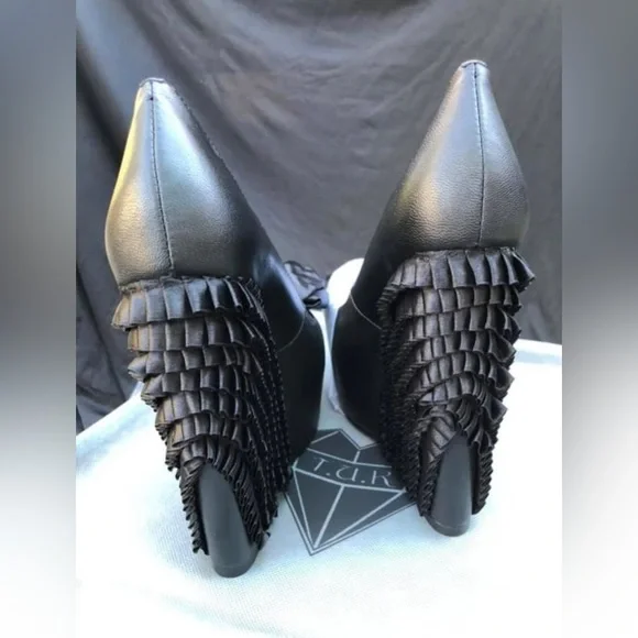 TUK Black Ribbon Platform (NEW) - Picture 5 of 6